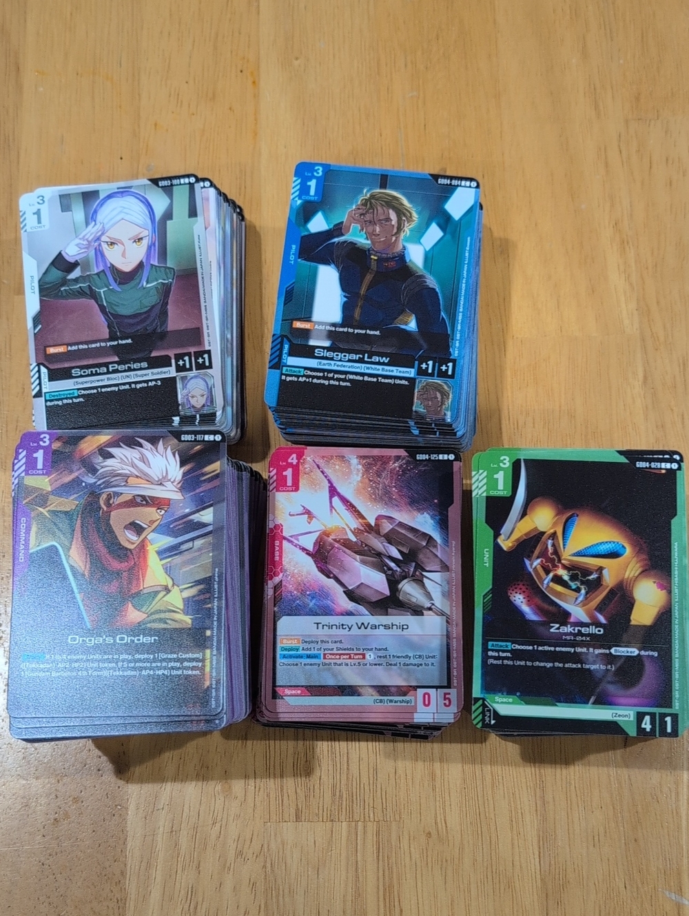 Near Mint Condition Bulk Assortment Approx 500 Gundam Card Game All Colors C & U